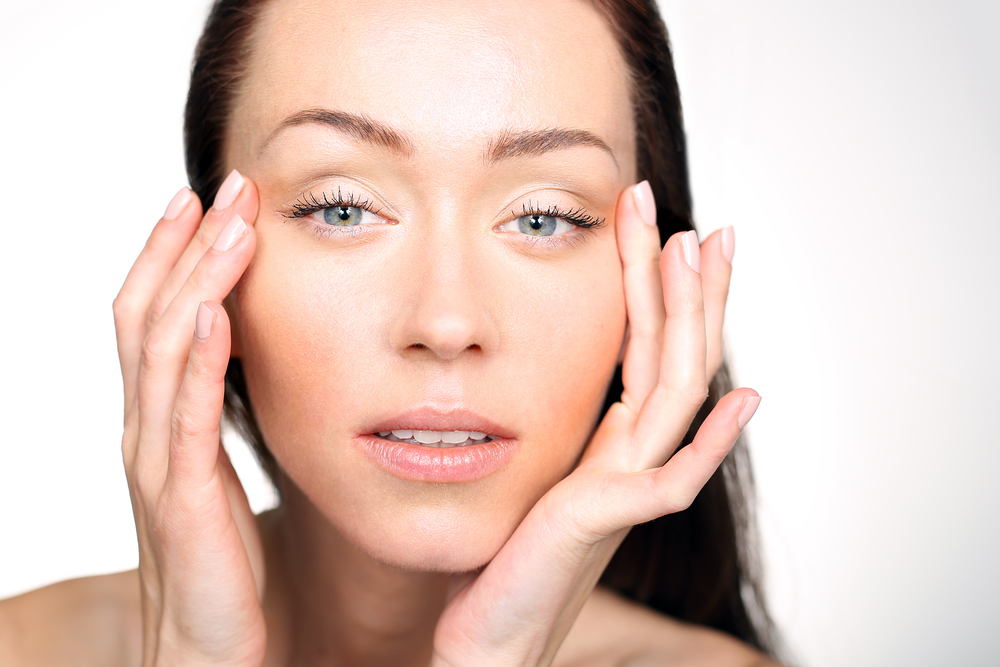 What to Consider Before an Eyelid Lift